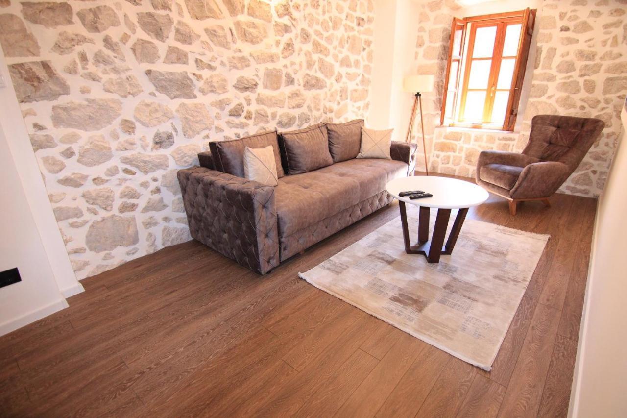 Apartmani Fantasia Cetinje Extérieur photo