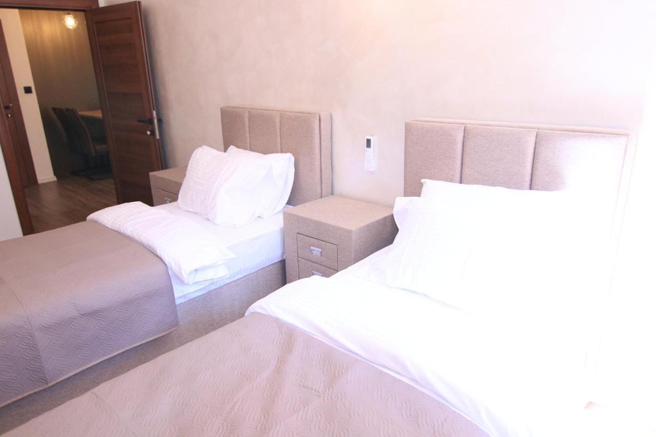 Apartmani Fantasia Cetinje Extérieur photo