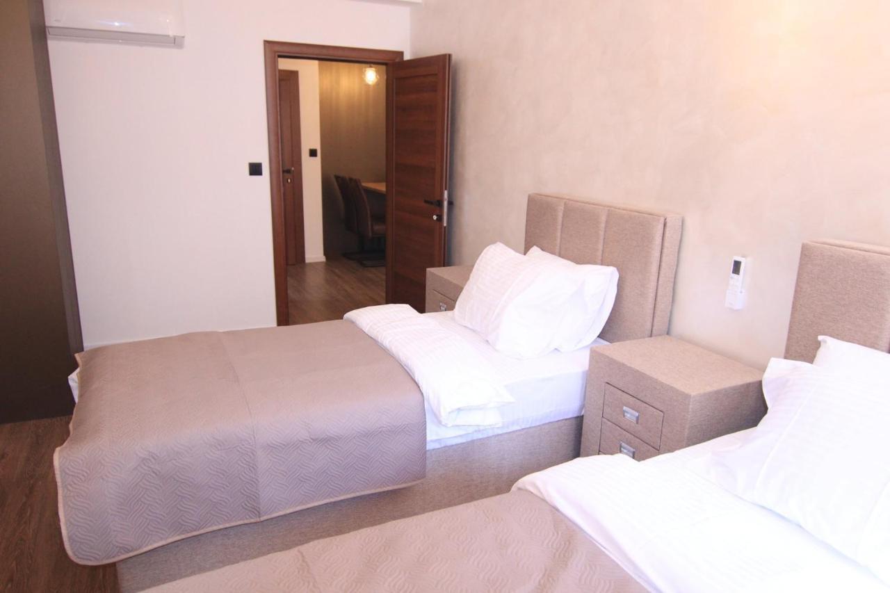 Apartmani Fantasia Cetinje Extérieur photo