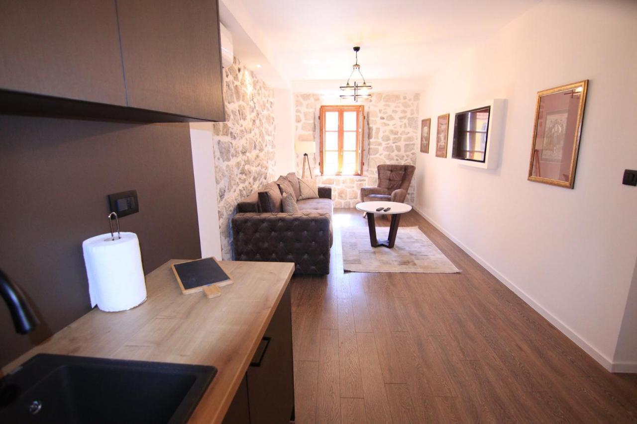 Apartmani Fantasia Cetinje Extérieur photo