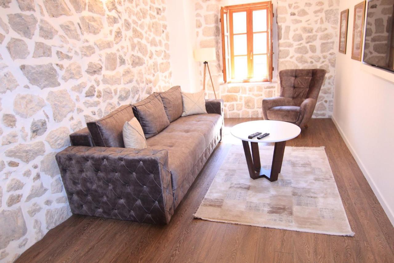 Apartmani Fantasia Cetinje Extérieur photo